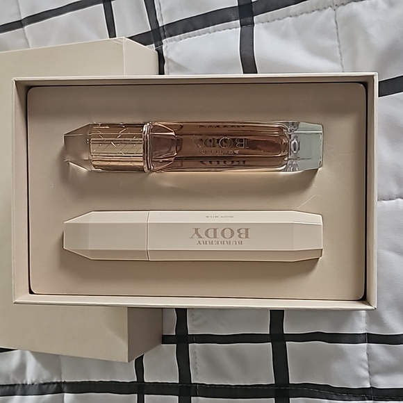 Burberry Other - NIB BURBERRY Luxury Body Eau De Parfum NATURAL Gift Set 2.0 FL 60 ML